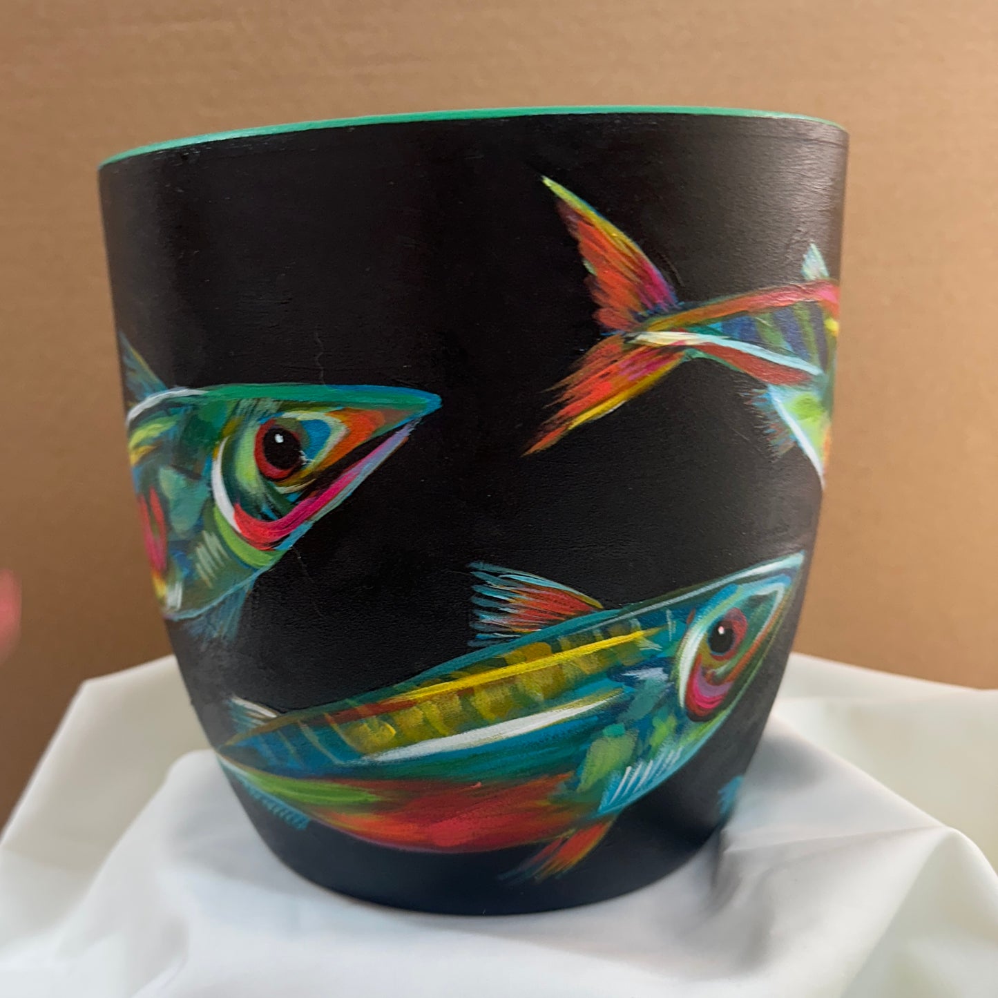 ‘Midnight Pearl’ – Hand painted Fish Pot (Large)